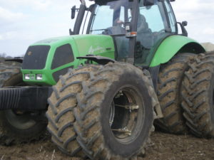 Deutz Fahr with duel wheels