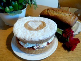 victoria-sandwich-cake-e1456390029284